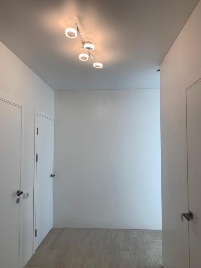 New 3 Rooms Apartment Near The Metro Station Kijów Zewnętrze zdjęcie