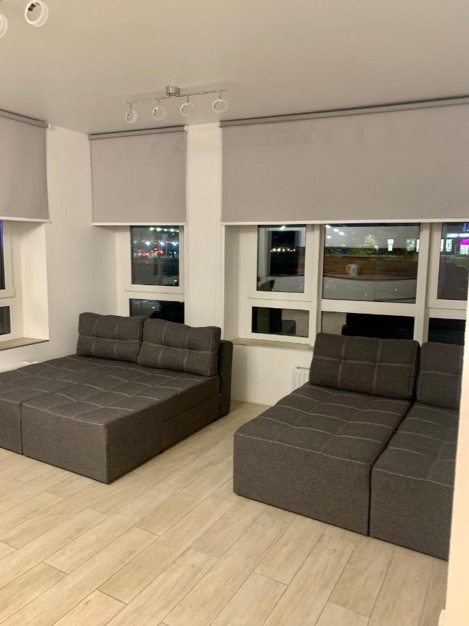 New 3 Rooms Apartment Near The Metro Station Kijów Zewnętrze zdjęcie
