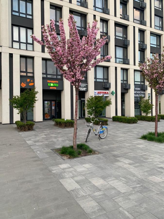 New 3 Rooms Apartment Near The Metro Station Kijów Zewnętrze zdjęcie